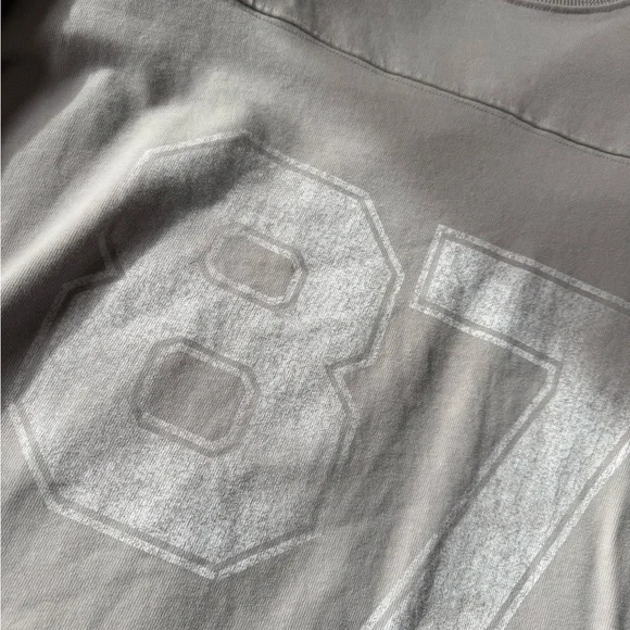 nuuds Light Gray Sweatshirt with 87 Design - Picture 3 of 9